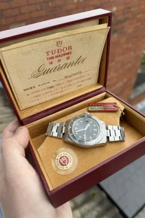 Tudor Submariner 9411 Snowflake, coffret complet japonais avec étiquette et autocollant, étui Rolex