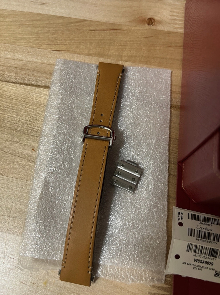 Montre automatique Cartier Santos Medium, cadran blanc, WSSA0029, état neuf. – Image 7