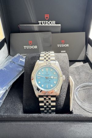 Tudor Black Bay 54 Lagoon Blue M79000 Montre Homme 37mm Boîte et Papiers Jamais Portée Neuve