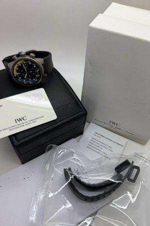 Montre homme automatique IWC Aquatimer Titanium, cadran noir, 42 mm, référence IW371918, B+P, année 2006
