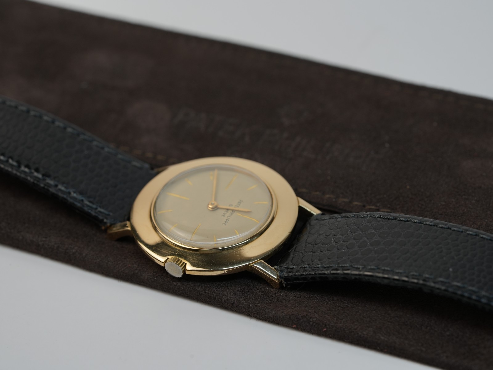 Patek Philippe Calatrava 2594 Or jaune 18 carats, mouvement manuel, 33 mm, vintage – Image 5