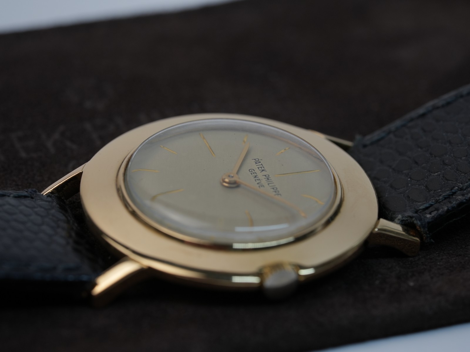 Patek Philippe Calatrava 2594 Or jaune 18 carats, mouvement manuel, 33 mm, vintage – Image 8