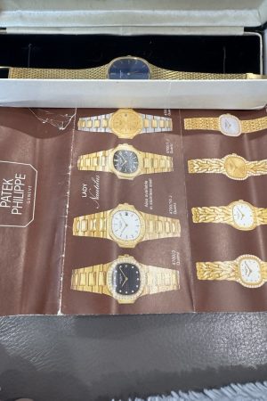 Patek Philippe Golden Ellipse, cadran bleu Sigma, or jaune 18 carats, modèle 3548, 1971