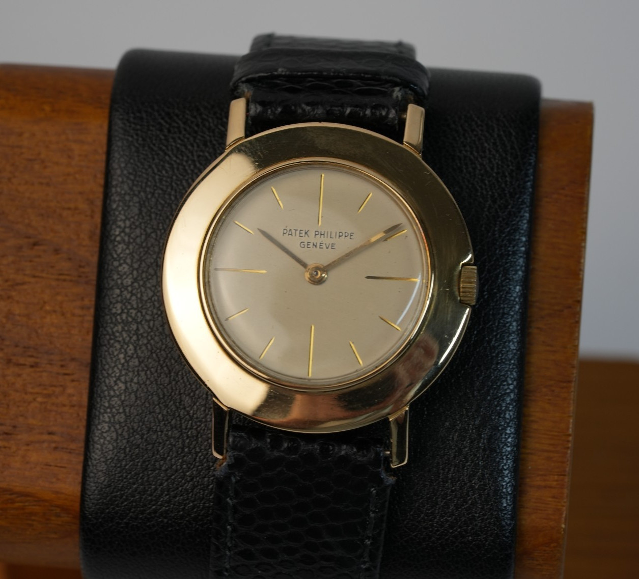 Patek Philippe Calatrava 2594 Or jaune 18 carats, mouvement manuel, 33 mm, vintage – Image 2