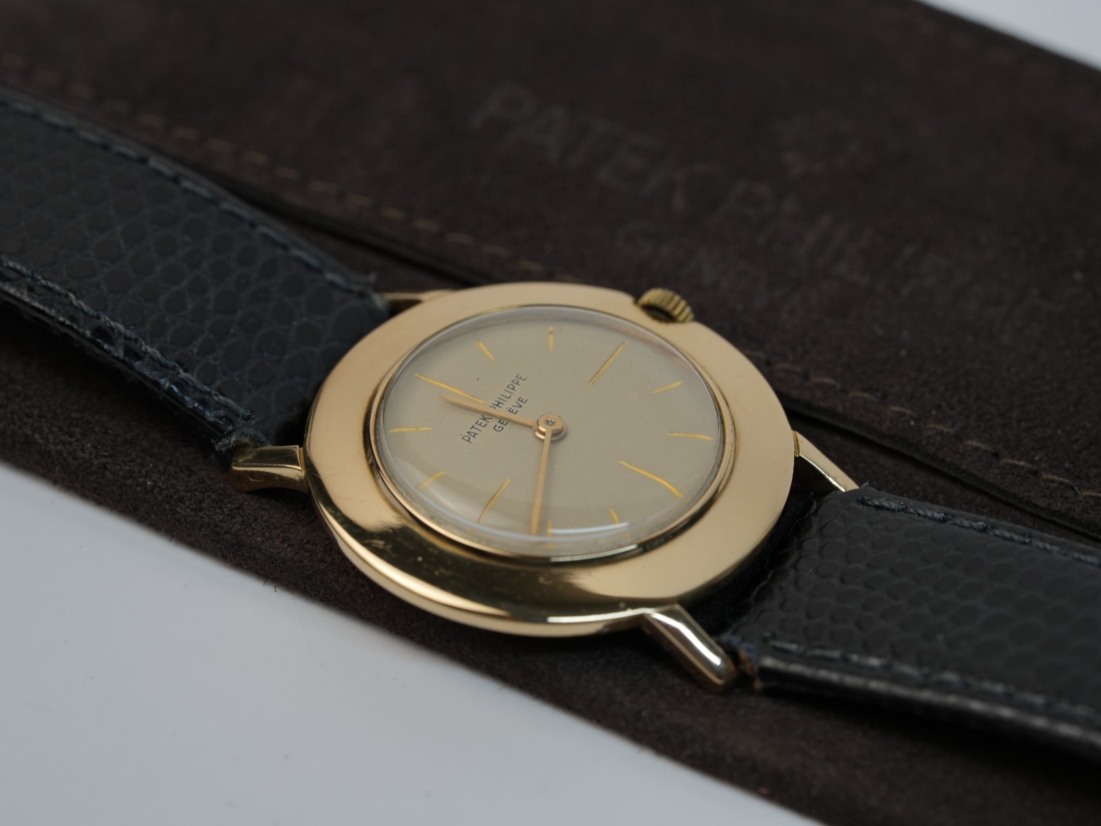 Patek Philippe Calatrava 2594 Or jaune 18 carats, mouvement manuel, 33 mm, vintage – Image 3