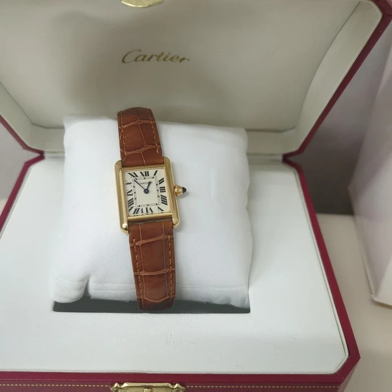 Cartier Tank Louis Sm W1529856 – Image 9