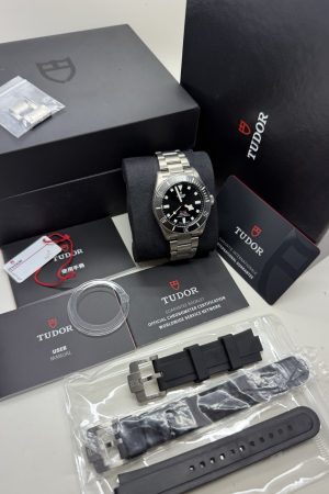 Tudor Black Pelagos 39 mm