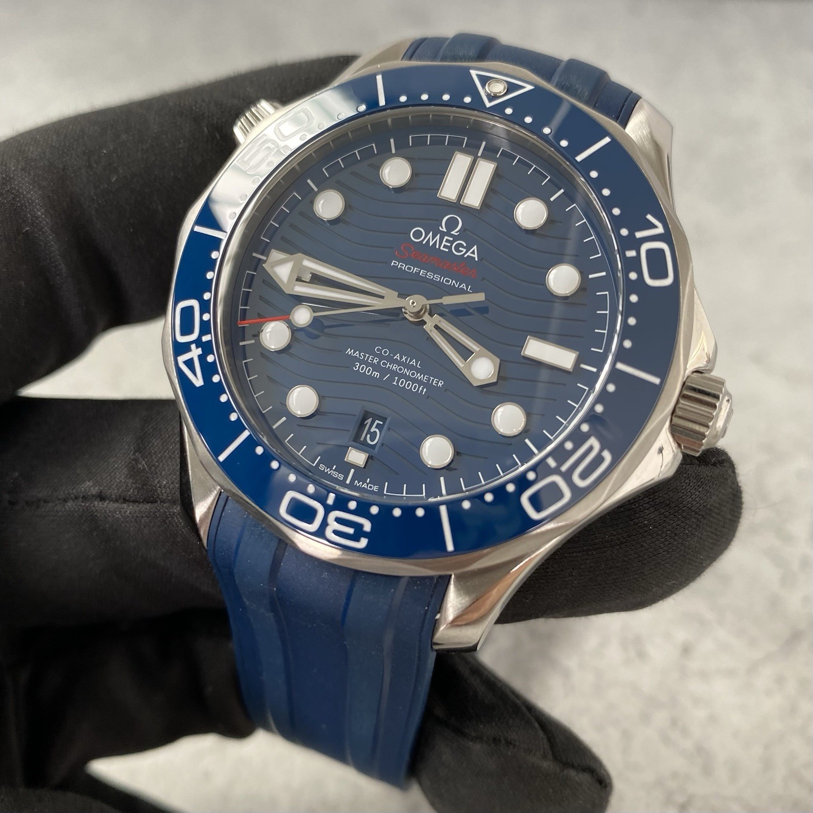 Montre Omega Seamaster Diver 300 Co-Axial 42 mm Date (2024) – Image 8