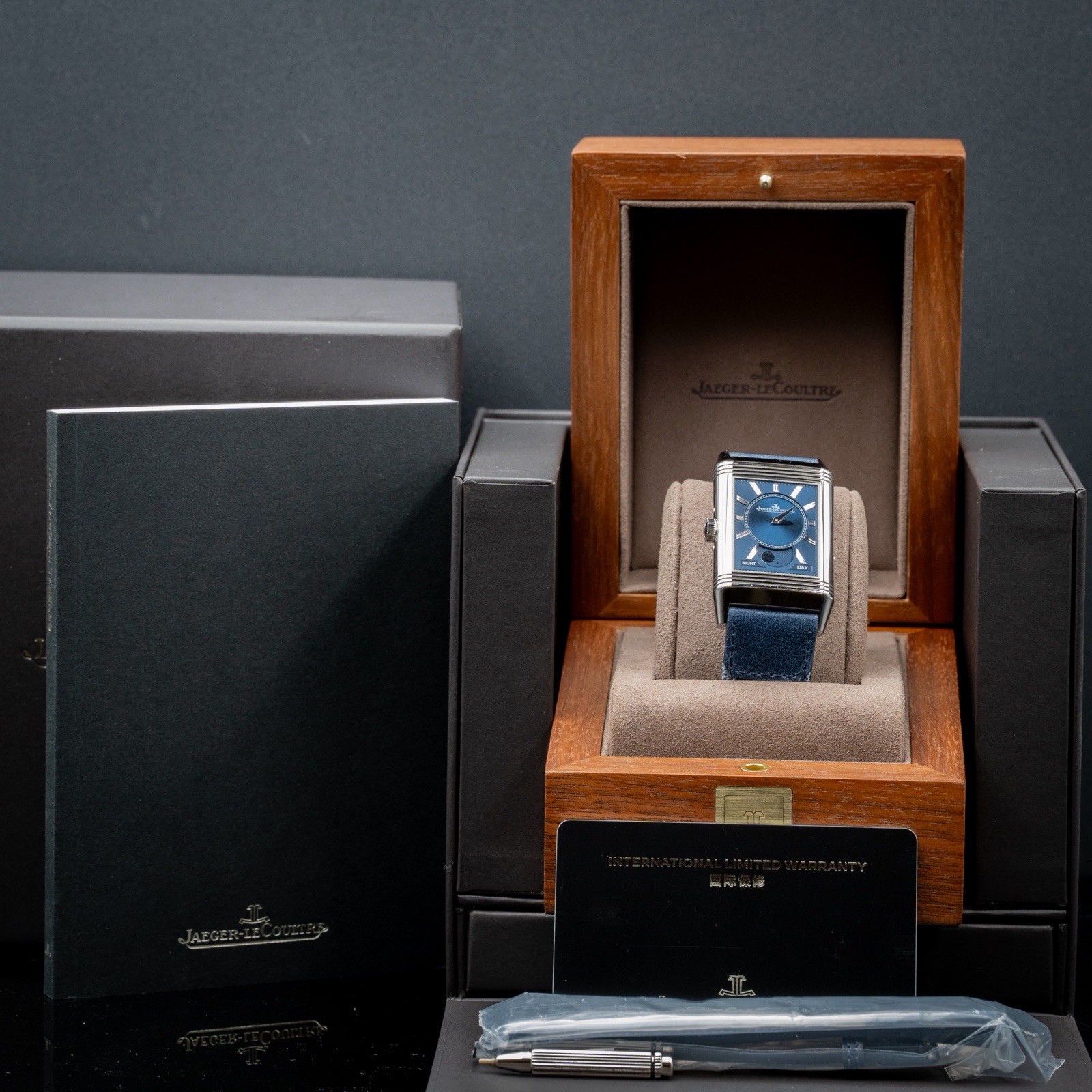 JLC Reverso Tribute Duoface Calendrier - Q3918420 - Complet, daté de 2026 – Image 4
