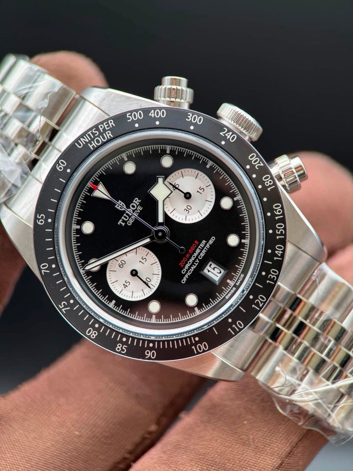 Tudor Black Bay Chrono 41 mm, cadran panda inversé, bracelet Jubilee M79360N – Image 3